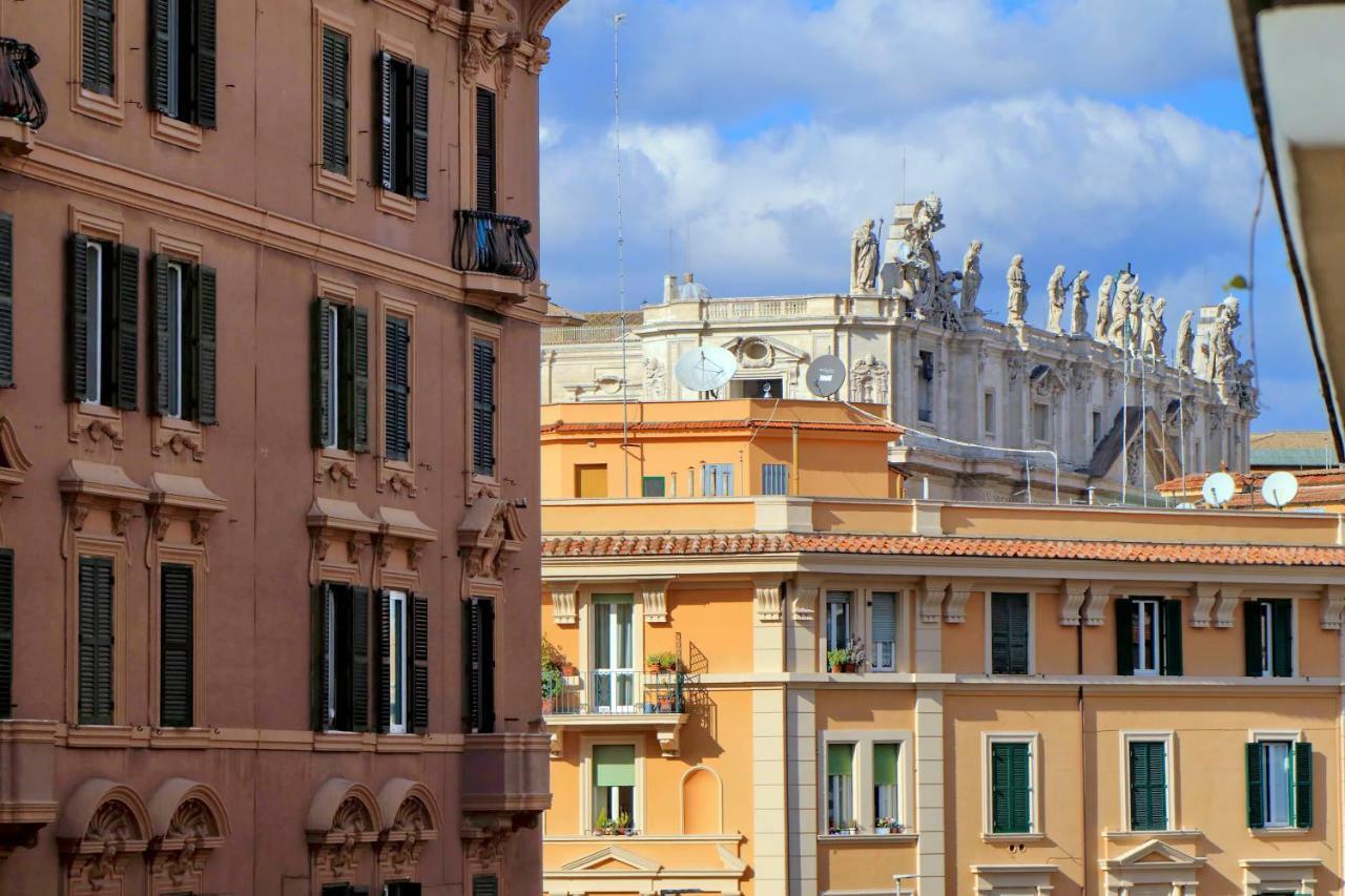 Watercolours Near St Peter Apartment Рим Екстериор снимка